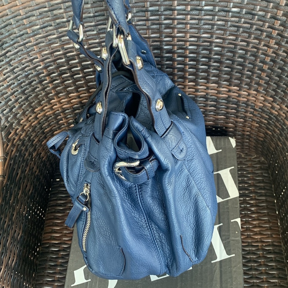 B Makowsky Women Leather Shoulder Bag - Picture 6 of 16